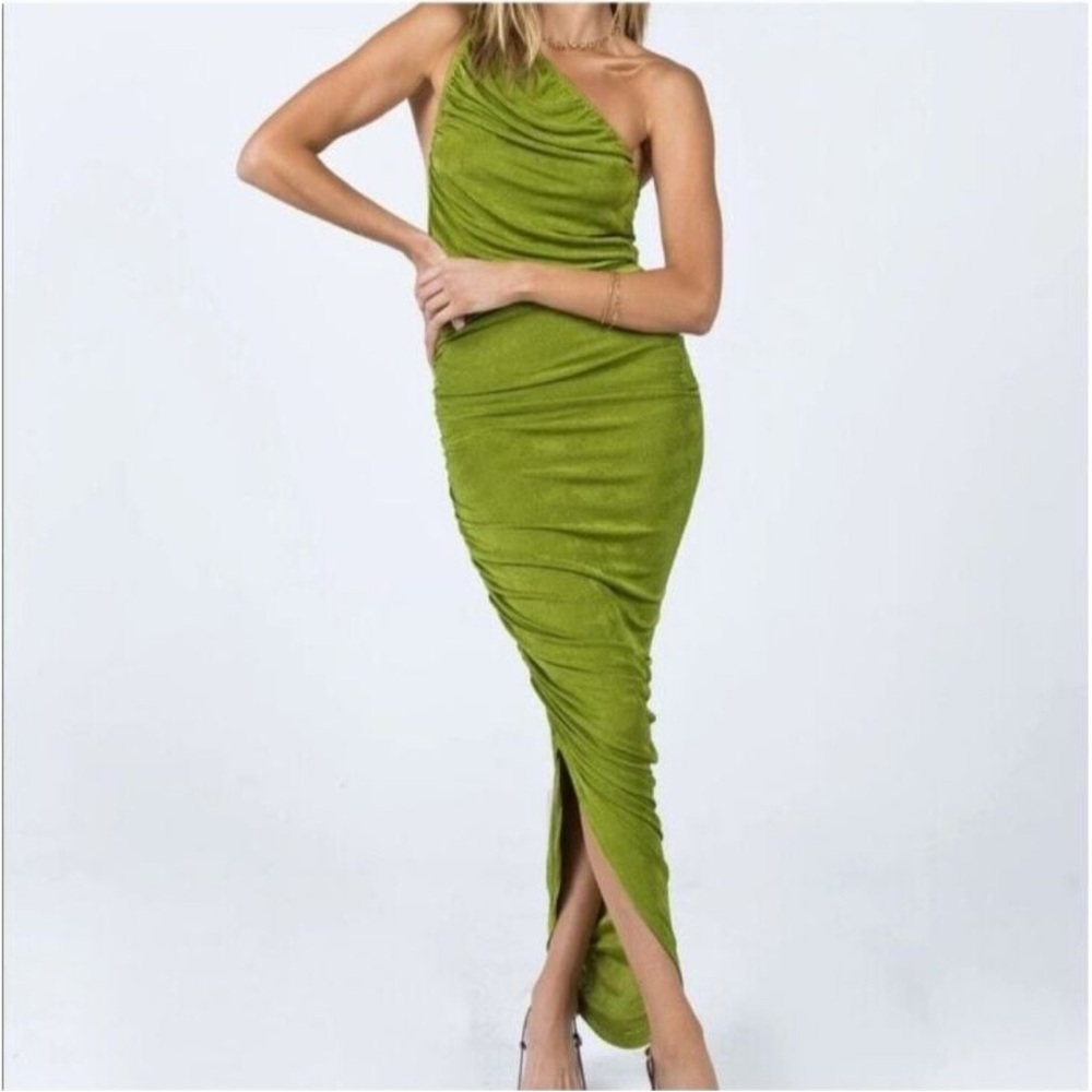 Lioness Vibrant Green One-Shoulder Dress